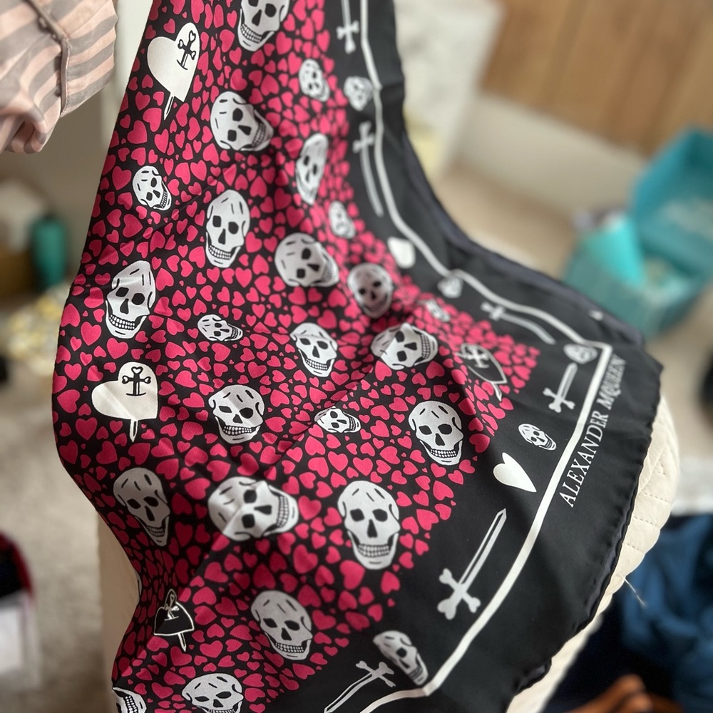 Alexander McQueen skull printed silk scarf